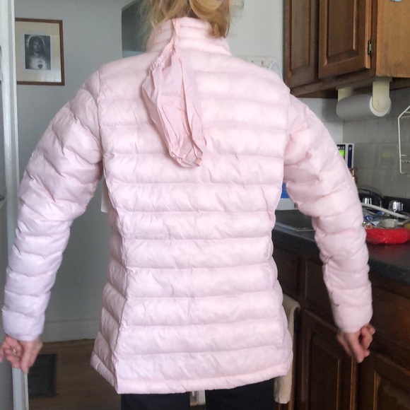 Brand new Never Worn Women light weight Puffer jacket light pink size M - Picture 7 of 9